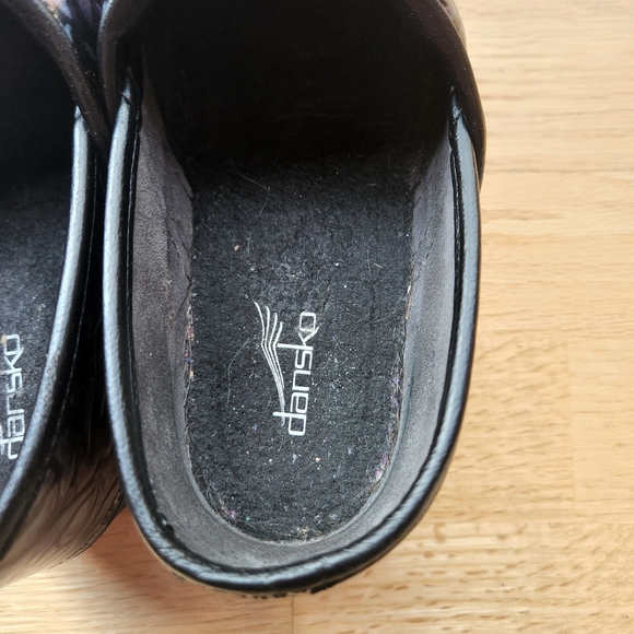 Danskos - Picture 10 of 14